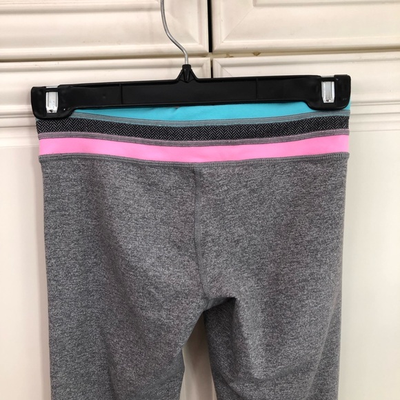 Ivivva by Lululemon girls reversible crop leggings - Picture 11 of 13